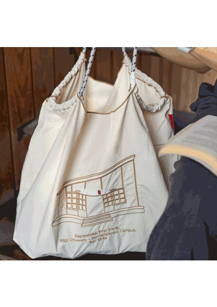 10. Yıl Özel Sınırlı Üretim Bej Shopper Çanta - Katlanabilir, Su Geçirmez, Pratik Tasarım