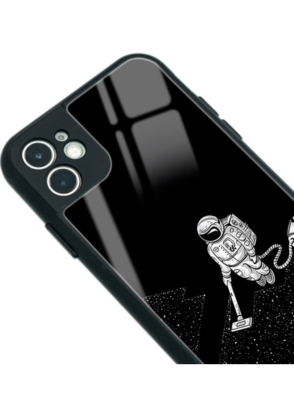 iPhone 11 Astronot Tatiana Tasarımlı Lansman Glossy Telefon Kılıfı