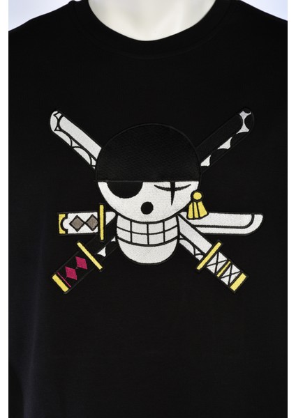 Regülar Fit Erkek Tişört Önü ve Arkası Nakış Detaylı Siyah Tişört Zoro Anime Erkek T-Shirt fiyatları