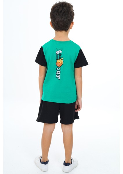 Erkek Çocuk Baskılı Şortlu Takım fırsatları