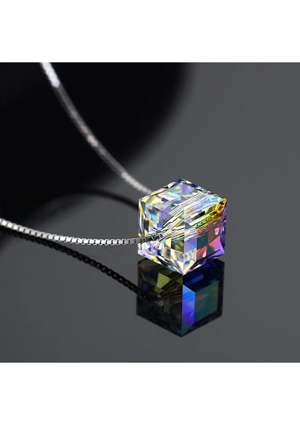 Gümüş Swarovski Taşlı Bayan Küp Gümüş Kolye