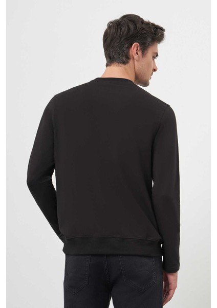 Erkek Siyah Basic Dynamic Fit Bisiklet Yaka Sweet Shirt indirimleri