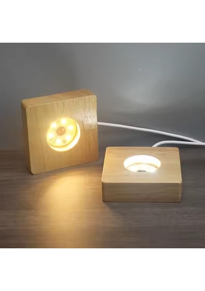 Çam Ağacı ve Hediye Desenli Renk Değiştiren Işıklı Cam Küre 8 cm modelleri