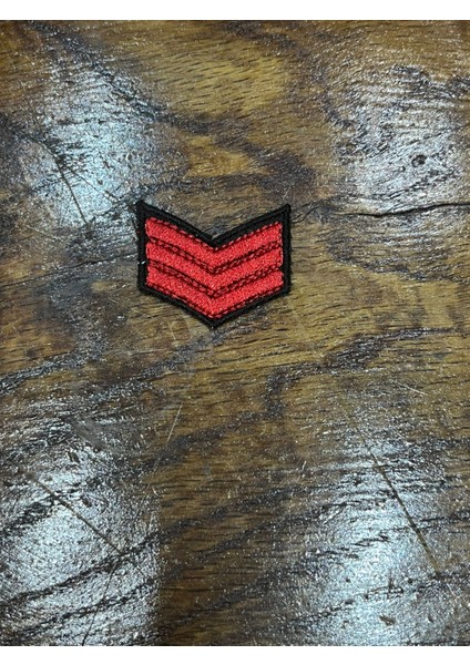 Ütü Ile Yapışan Kırmızı Mini Arma Apolet 3x2 cm