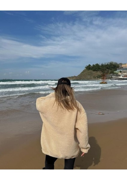 Kadın Oversize Kalıp Fermuarlı Dik Yaka Teddy Sweat fırsatları