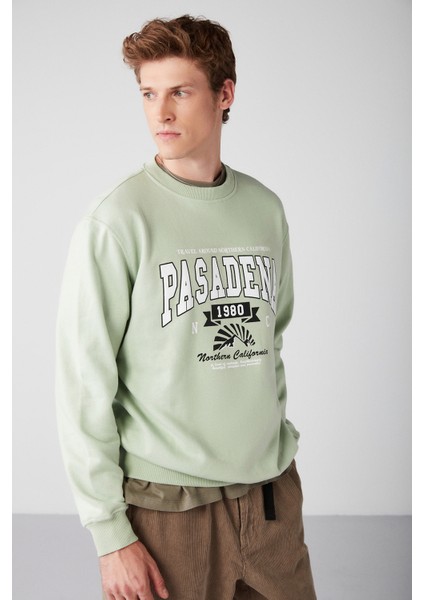 Waylen Erkek Regular Fit Kolej Baskılı Içi Polarlı Açık Yeşil Sweatshirt fırsatları