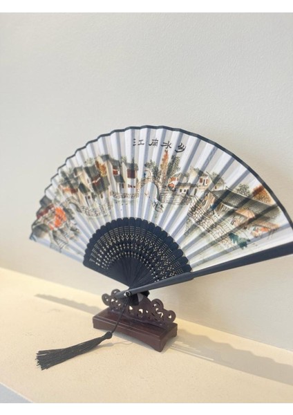 - Şık Japon Ev Desenli Yelpaze