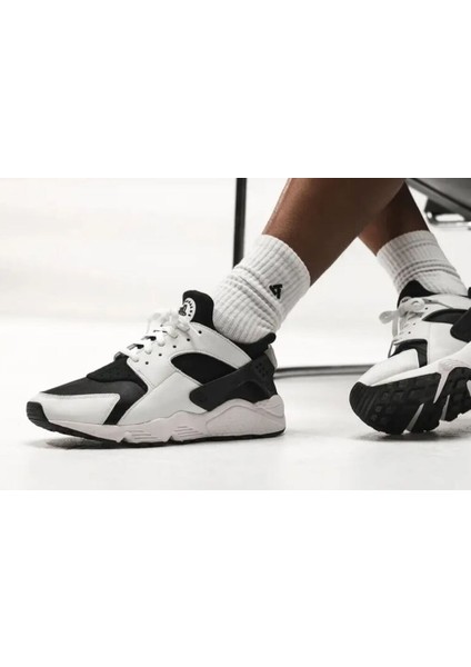 Air Huarache Erkek Sneaker Ayakkabı DD1068-001 (Bir Numara Büyük Almanızı Öneriyoruz)