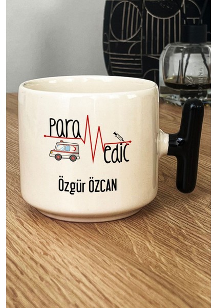 Kişiye Özel Paramedik Kupa Bardak T Kulplu Siyah Isme Özel Tıp Bayramı Hediyeleri