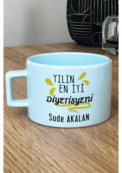 Kişiye Özel Yılın En Iyi Diyetisyeni Pastel Fincan Mavi Tıp Bayramı Hediyesi