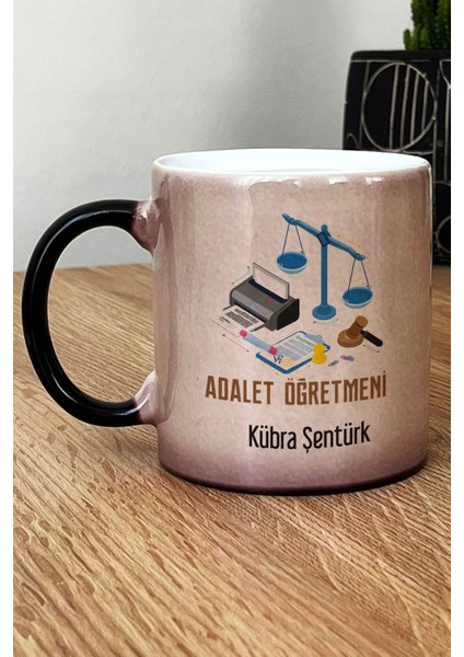 Kişiye Özel Adalet Öğretmeni Kupa Bardak Sihirli Öğretmenler Günü Hediyesi