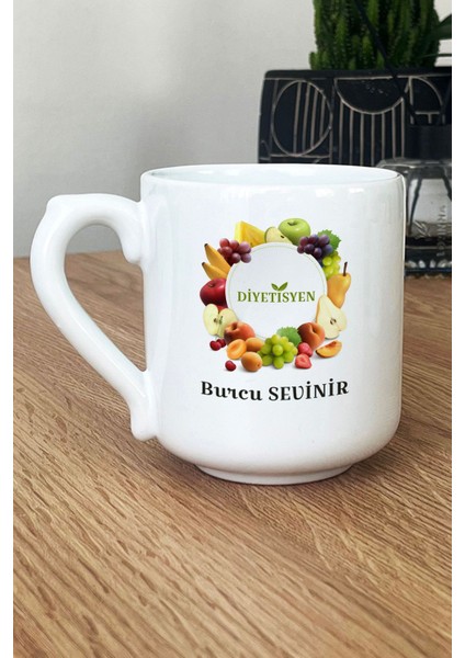 Kişiye Özel Diyetisyen Kupa Bardak Oval Tıp Bayramı Hediyesi