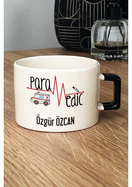 Kişiye Özel Paramedik Lüks Fincan Siyah Isme Özel Tıp Bayramı Hediyeleri