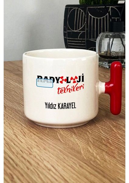 Kişiye Özel Radyoloji Teknikeri Kupa Bardak T Kulplu Kırmızı Isme Özel Tıp Bayramı Hediyeleri