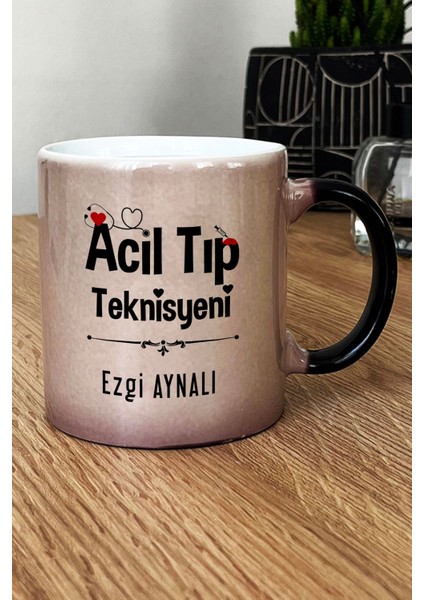 Kişiye Özel Acil Tıp Teknisyeni Kupa Bardak Sihirli Att Tıp Bayramı Hediyesi