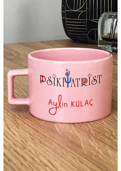 Kişiye Özel Psikiyatrist Pastel Fincan Pembe Isme Özel Tıp Bayramı Hediyeleri