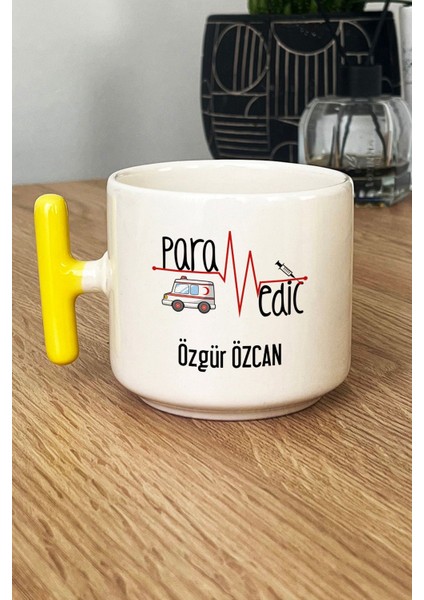 Kişiye Özel Paramedik Kupa Bardak T Kulplu Sarı Isme Özel Tıp Bayramı Hediyeleri