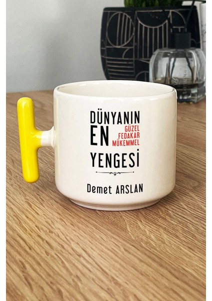Kişiye Özel Dünyan En Güzel Yengesi Kupa Bardak T Kulplu Sarı Yengeye Doğum Günü Hediyesi