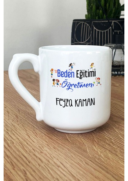 Kişiye Özel Beden Eğitimi Öğretmeni Kupa Bardak Oval Öğretmenler Günü Hediyesi