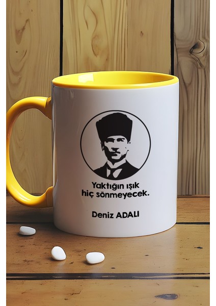 Kişiye Özel Atatürk Silüeti Kupa Bardak Sarı Öğretmenler Günü Hediyesi