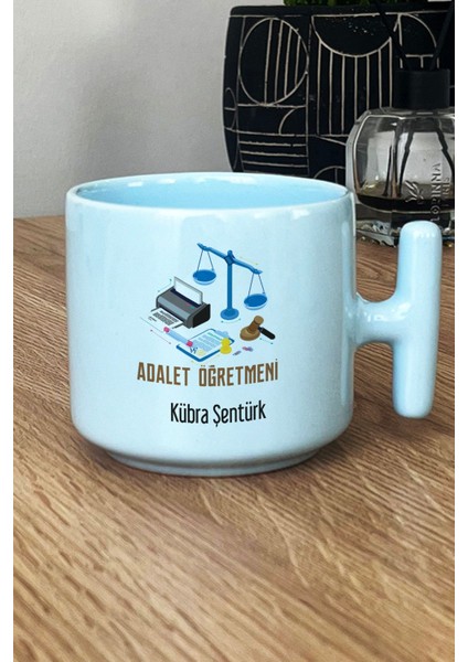 Kişiye Özel Adalet Öğretmeni Pastel T Kulplu Kupa Bardak Mavi Öğretmenler Günü Hediyesi fiyatları