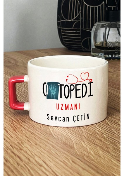 Kişiye Özel Ortopedi Uzmanı Lüks Fincan Turuncu Isme Özel Tıp Bayramı Hediyeleri