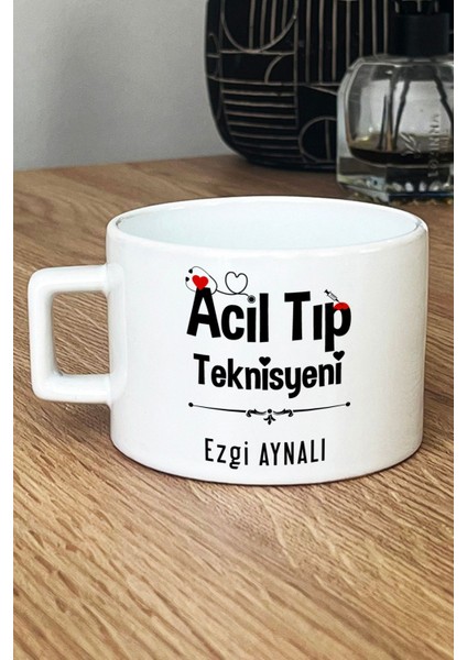 Kişiye Özel Acil Tıp Teknisyeni Lüks Fincan Beyaz Att Tıp Bayramı Hediyesi