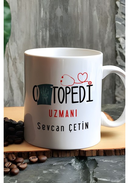 Kişiye Özel Ortopedi Uzmanı Kupa Bardak Beyaz Isme Özel Tıp Bayramı Hediyeleri fiyatları