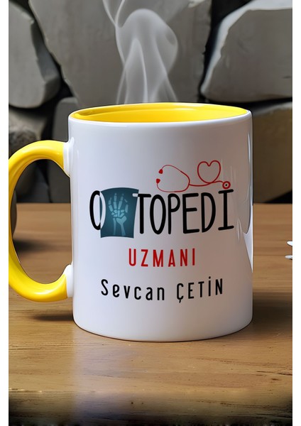 Kişiye Özel Ortopedi Uzmanı Kupa Bardak Sarı Isme Özel Tıp Bayramı Hediyeleri