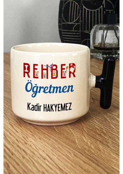 Kişiye Özel Rehber Öğretmen Kupa Bardak T Kulplu Siyah Öğretmenler Günü Hediyesi fiyatları