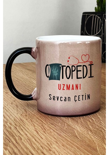 Kişiye Özel Ortopedi Uzmanı Kupa Bardak Sihirli Isme Özel Tıp Bayramı Hediyeleri