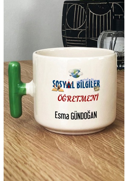 Kişiye Özel Sosyal Bilgiler Öğretmeni -2- Kupa Bardak T Kulplu Yeşil
