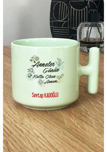 Kişiye Özel Anneler Günü Hediyesi Pastel T Kulplu Kupa Bardak Yeşil Anneye Hediye fiyatları