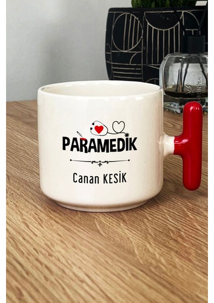 Kişiye Özel Paramedik -2- Kupa Bardak T Kulplu Kırmızı Att Tıp Bayramı Hediyesi fiyatları