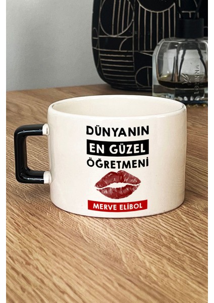 Kişiye Özel Dünyanın En Güzel Öğretmeni Lüks Fincan Siyah Öğretmenler Günü Hediyesi