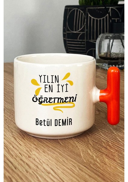 Kişiye Özel Öğretmenler Günü Hediyesi Kupa Bardak T Kulplu Turuncu Sınıf Öğretmenine Hediye fiyatları