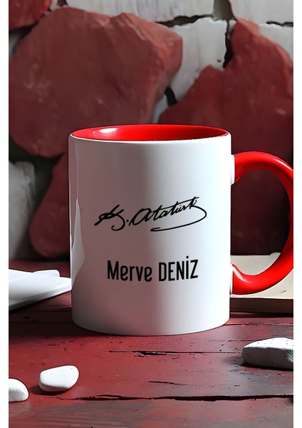 Kişiye Özel Atatürk Imzası ve Isim Yazılı Kupa Bardak Kırmızı Öğretmenler Günü Hediyesi