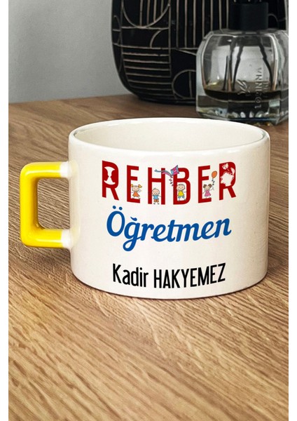 Kişiye Özel Rehber Öğretmen Lüks Fincan Sarı Öğretmenler Günü Hediyesi