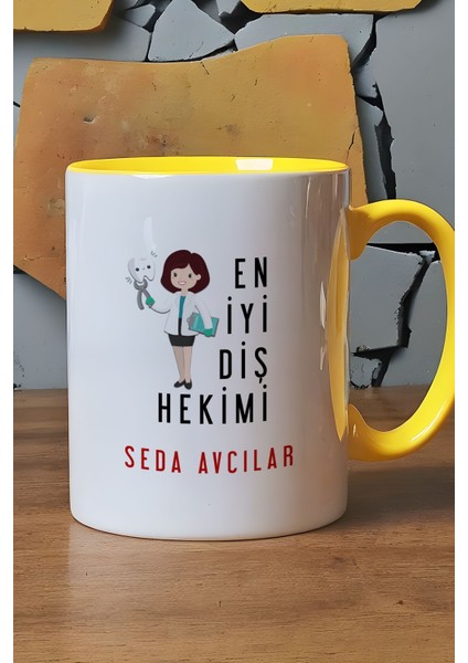 Kişiye Özel Kadın En Iyi Diş Hekimi Kupa Bardak Sarı fırsatları