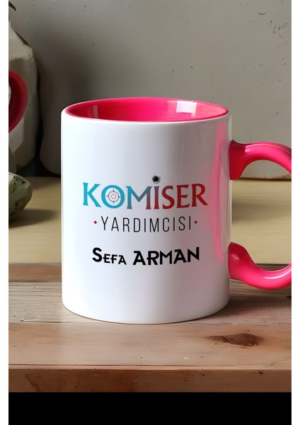 Kişiye Özel Komiser Yardımcısı Kupa Bardak Pembe Polisler Günü Hediyesi