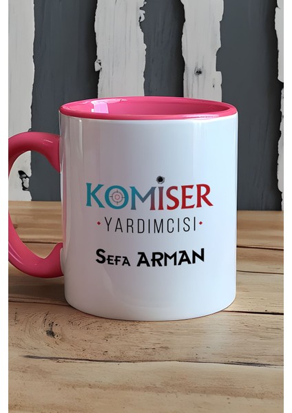 Kişiye Özel Komiser Yardımcısı Kupa Bardak Pembe Polisler Günü Hediyesi