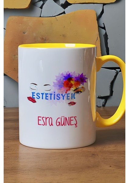 Kişiye Özel Estesiyen Kupa Bardak Sarı Isme Özel Tıp Bayramı Hediyeleri