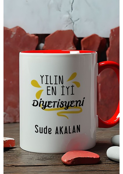 Kişiye Özel Yılın En Iyi Diyetisyeni Kupa Bardak Kırmızı Tıp Bayramı Hediyesi fiyatları