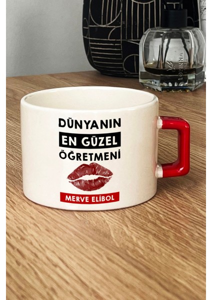 Kişiye Özel Dünyanın En Güzel Öğretmeni Lüks Fincan Kırmızı Öğretmenler Günü Hediyesi fiyatları