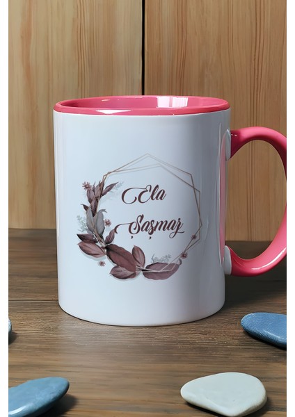 Kişiye Özel Çiçek Tasarımlı Isme Özel Kupa Bardak Pembe Isim Soyisim Yazılı