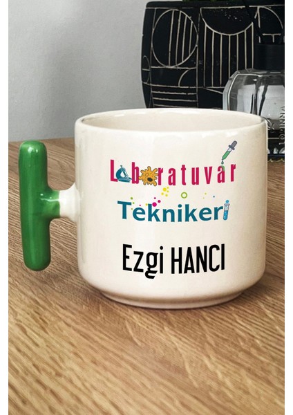 Kişiye Özel Laboratuvar Teknikeri Kupa Bardak T Kulplu Yeşil Tıp Bayramı Hediyeleri