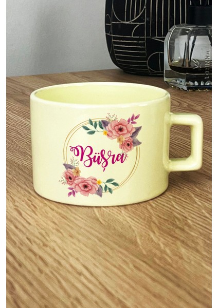 Kişiye Özel Çiçekli Isim Yazan Pastel Fincan Sarı Arkadaşa Doğum Günü Hediyesi fiyatları