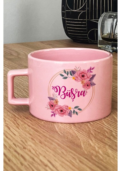 Kişiye Özel Çiçekli Isim Yazan Pastel Fincan Pembe Arkadaşa Doğum Günü Hediyesi
