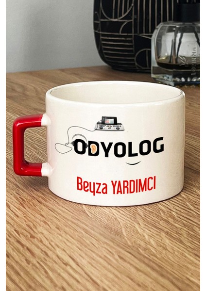Kişiye Özel Odyolog Lüks Fincan Kırmızı Tıp Bayramı Hediyeleri