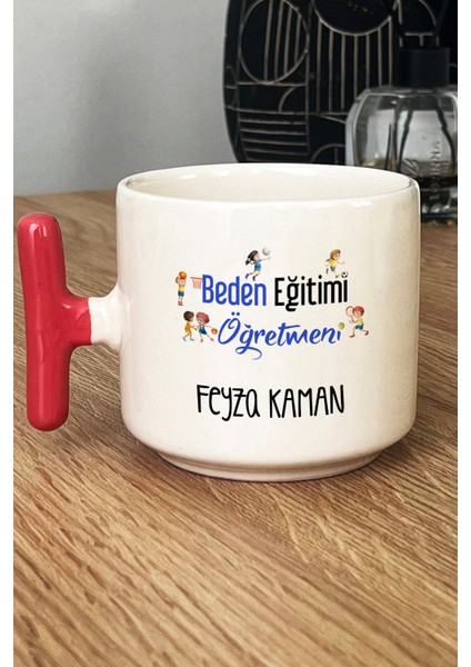 Kişiye Özel Beden Eğitimi Öğretmeni Kupa Bardak T Kulplu Pembe Öğretmenler Günü Hediyesi